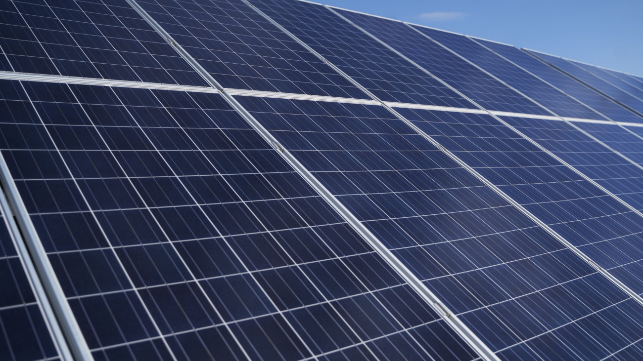 disposition-des-panneaux-solaires-a-faible-angle